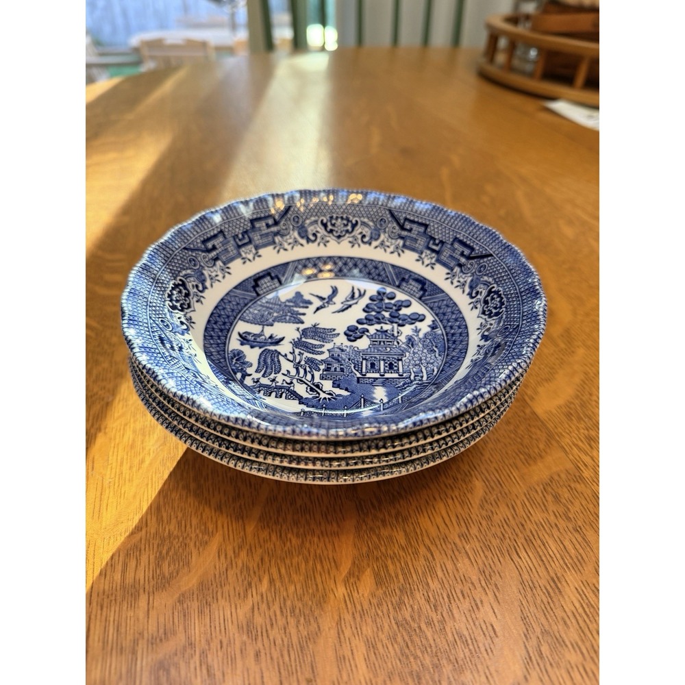 Royal Wessex England Set Of 4 Blue Willow 6.25" Cereal Bowls MINT